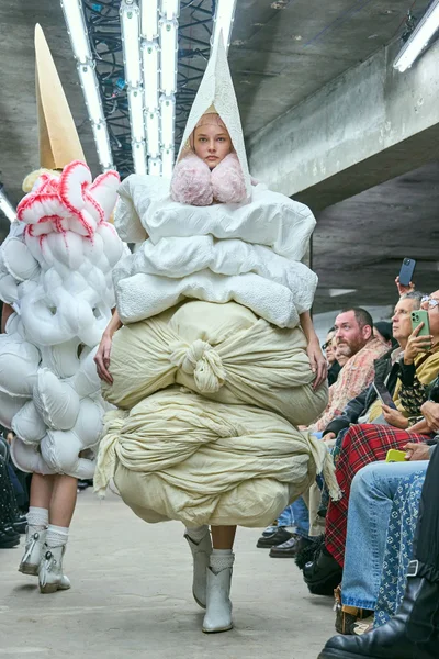 Look 23